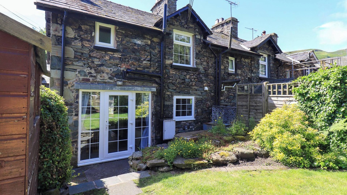 Glenridding Cottage | BLEABERRY COTTAGE, pet friendly, with open fire in Penrith