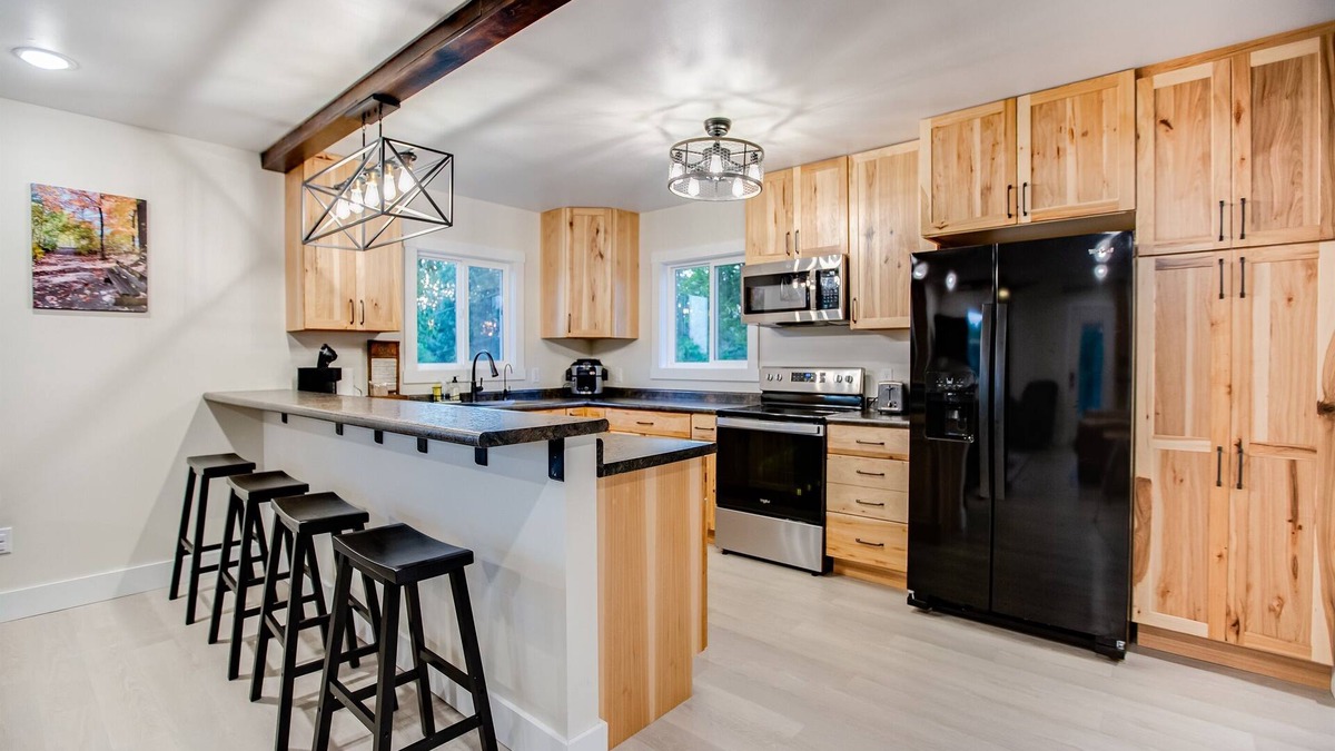 Helmsburg Other | BLESSINGS FARMHOUSE | scenic views. indoor playground. new porch + ADA ramp.