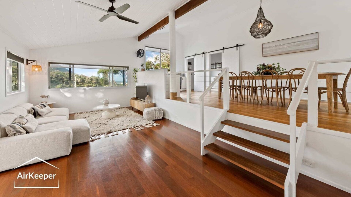 Stanwell Park House | Blissful Beachside Stay / Stanwell Park