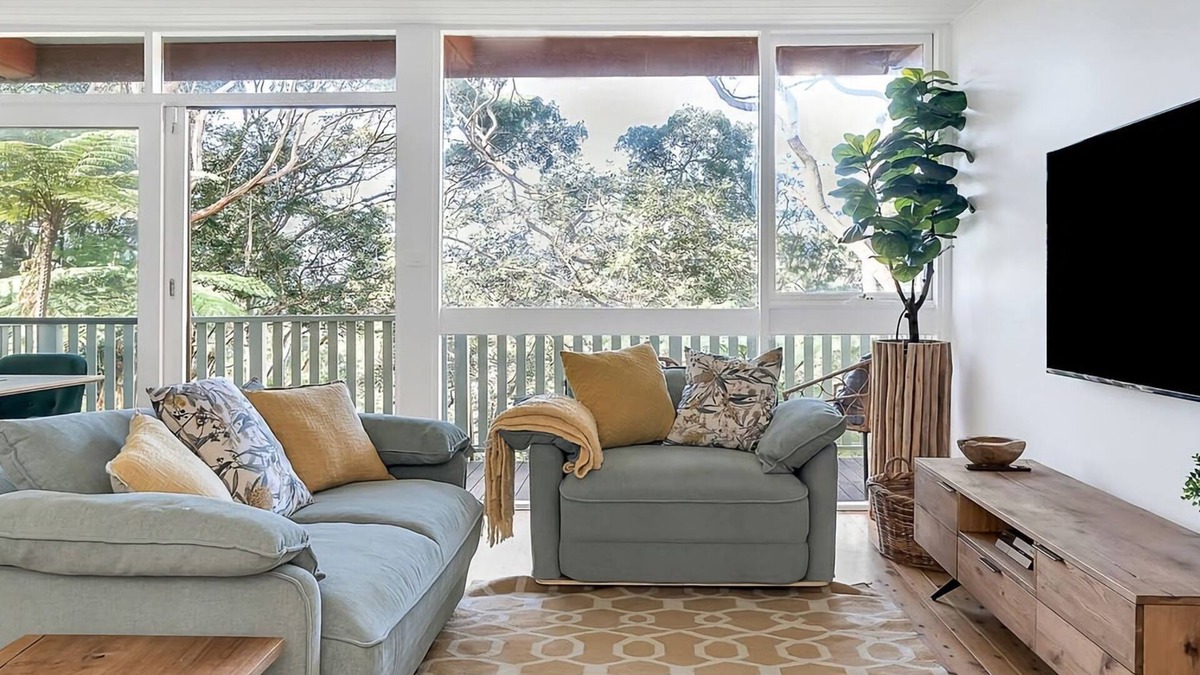 Beacon Hill House | Blissful Bushland Spa Retreat