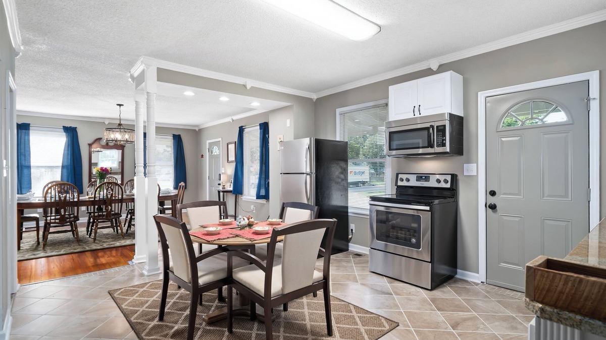 Huntsville House | Blissful on Bradley