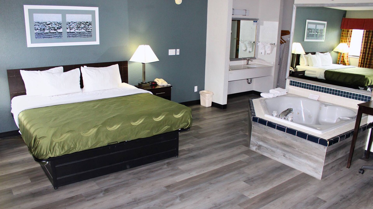 Columbia City Hotel | Blisspoint Inn Columbia City
