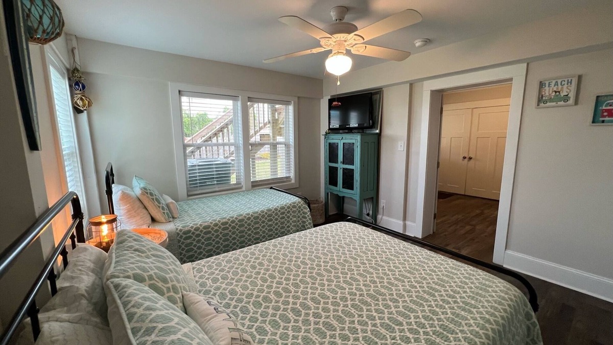 Atlantic Beach House | Blocks to the Beach! Huge Patio & Fenced-In Backyard.