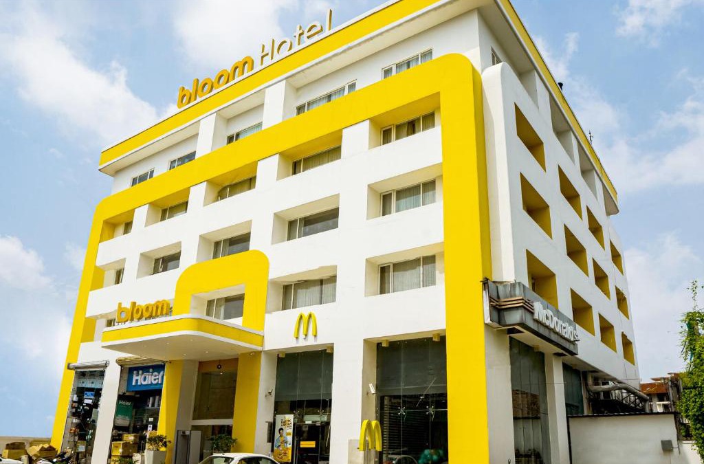 Jammu Hotel | Bloom Hotel - Jammu