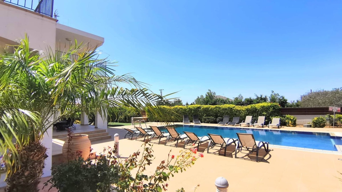 Frenaros Villa | Blossom B Villa with 11 x 5m pool & orchard