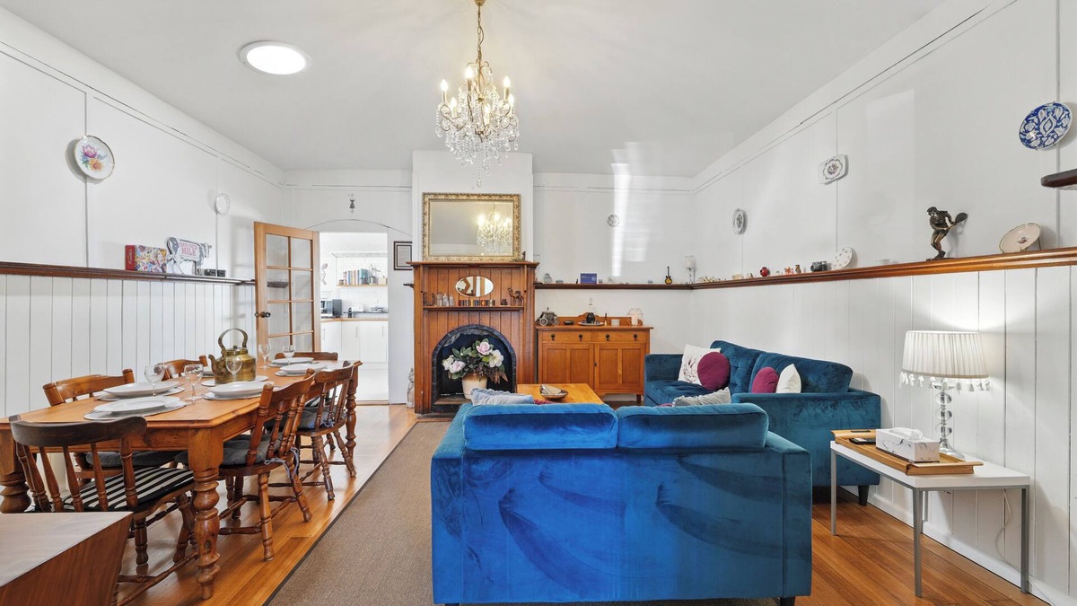 Nubeena House | Blossoms on the Bay - Nubeena