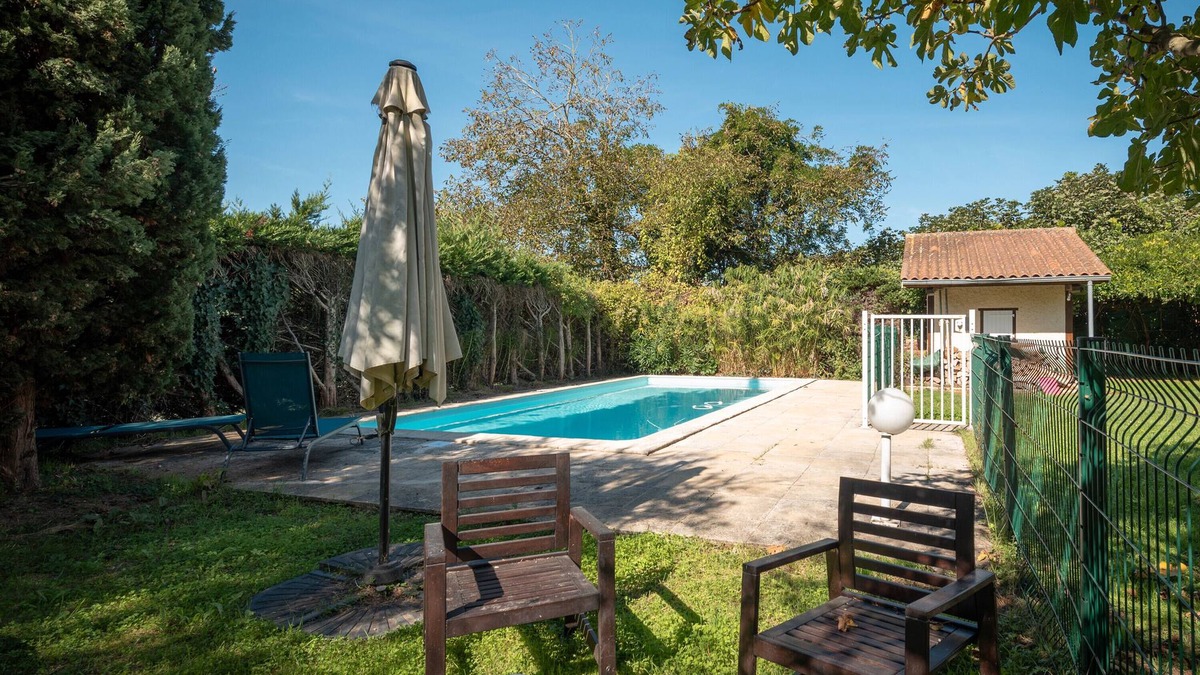 Malabat House | Blousson, long farmhouse in the Gers