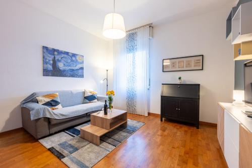 San Leonardo Apartment | Blu&Yellow Apartment in Parma Station