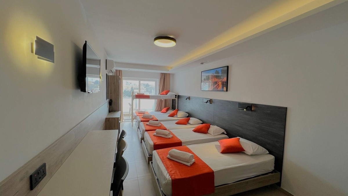 Swieqi Apartment | Blue 12: Two-Bedroom Apartment in St. Julian's
