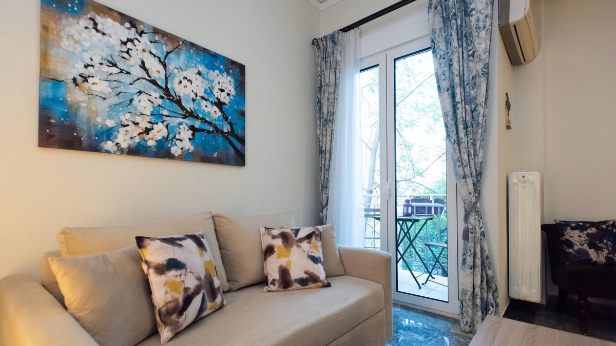 Nea Smirni Apartment | Blue Ark Athenian Nest
