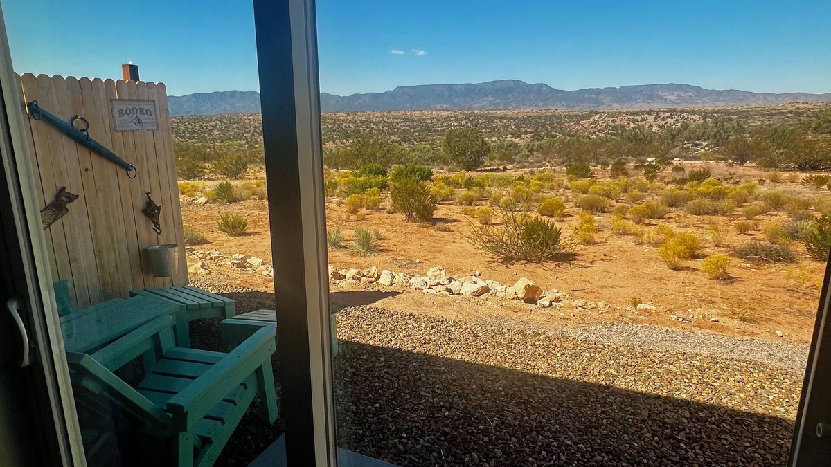 Cornville Hotel | Blue Cow Guest Farm