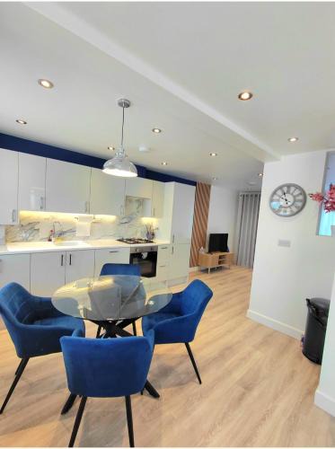 Dover Apartment | Blue Door Apartments