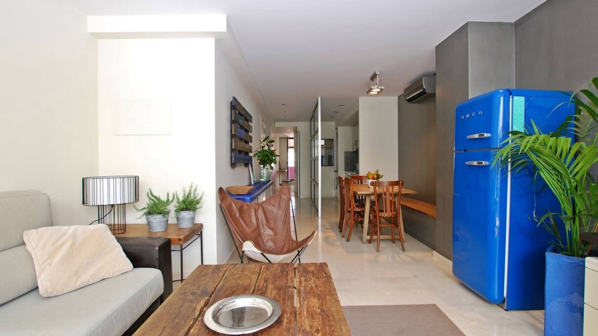 Vilassar de Mar Apartment | Blue fridge apartmen · Ideal for couples, near beach and well connected