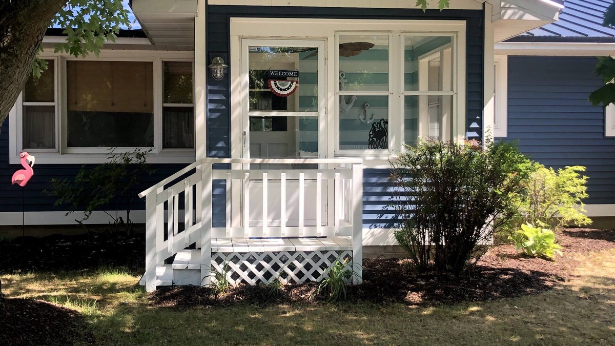 Caseville House | Blue Haven Caseville Walking Distance to Town, Beach, and best of all the DQ!
