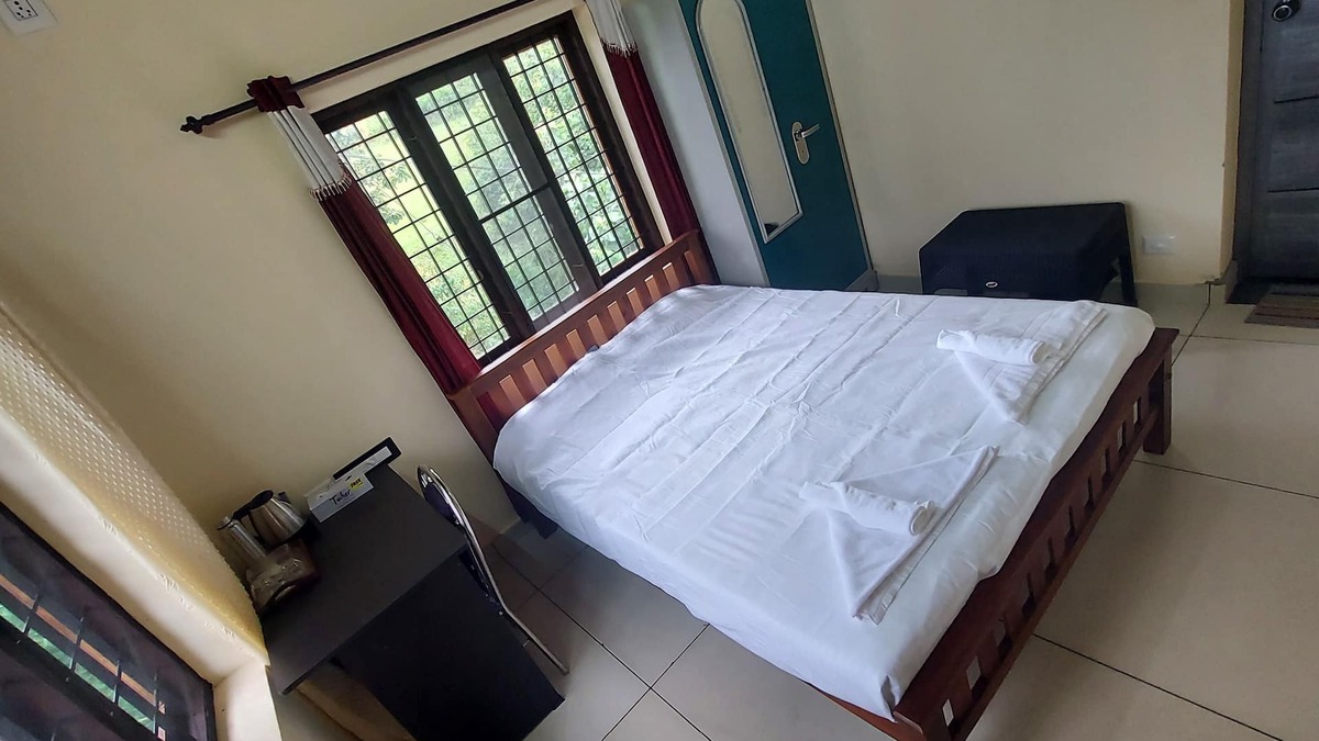 Mannarkkad House | Blue Hills View, a peaceful retreat nestled in the Attapadi mountains.