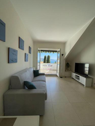 Rapallo Apartment | Blue horizon retreat-Luxury Penthouse