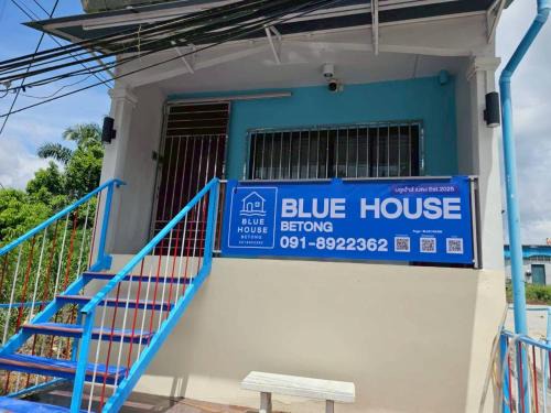 Betong Villa | Blue House Betong