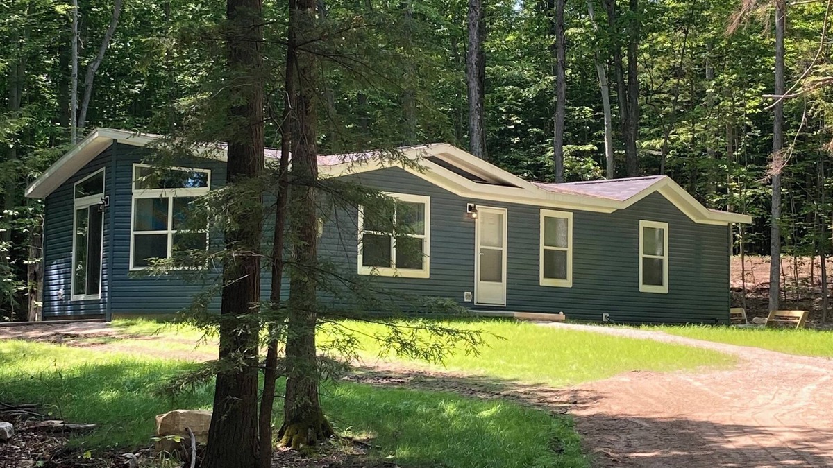 Gills Rock House | Blue House by the Bay - Spacious New Home on 1+ Acre Scenic Wooded Lot