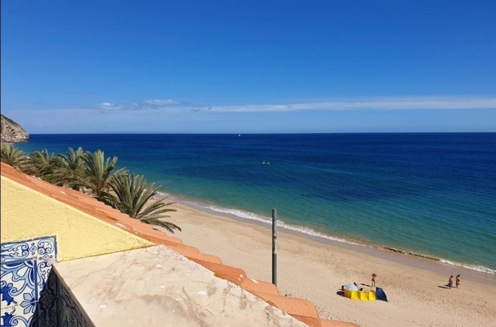 Sesimbra Apartment | BLUE HOUSE SESIMBRA with parking