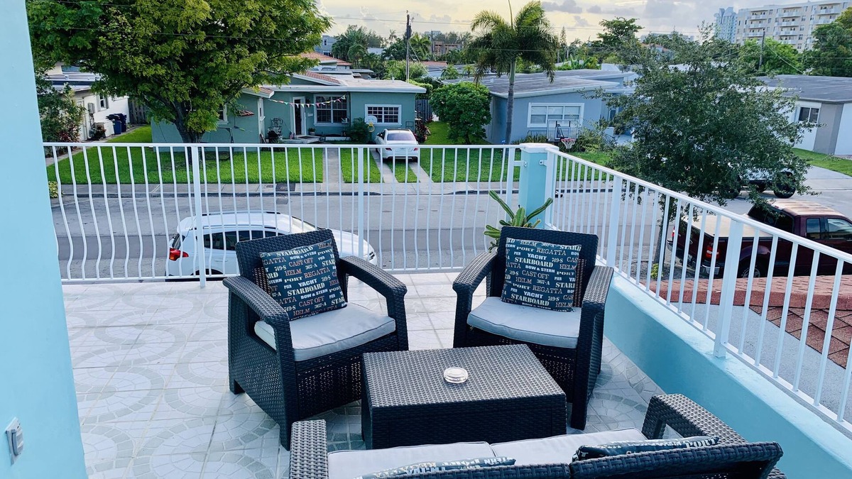 North Bay Village House | BLUE HOUSE
