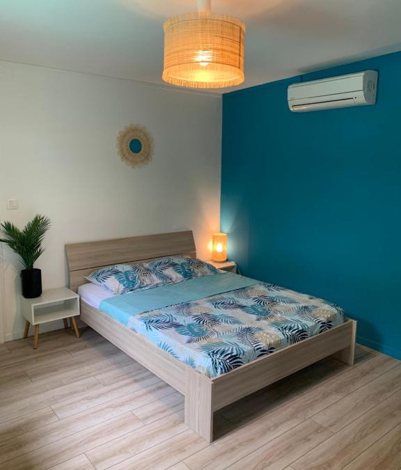 Sainte-Suzanne Other | Blue lagon
