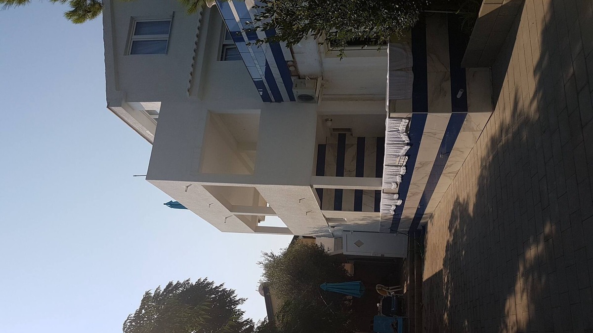 Vir House | Blue Marine - mediterranean house with 6 terraces and sea view in a beach street
