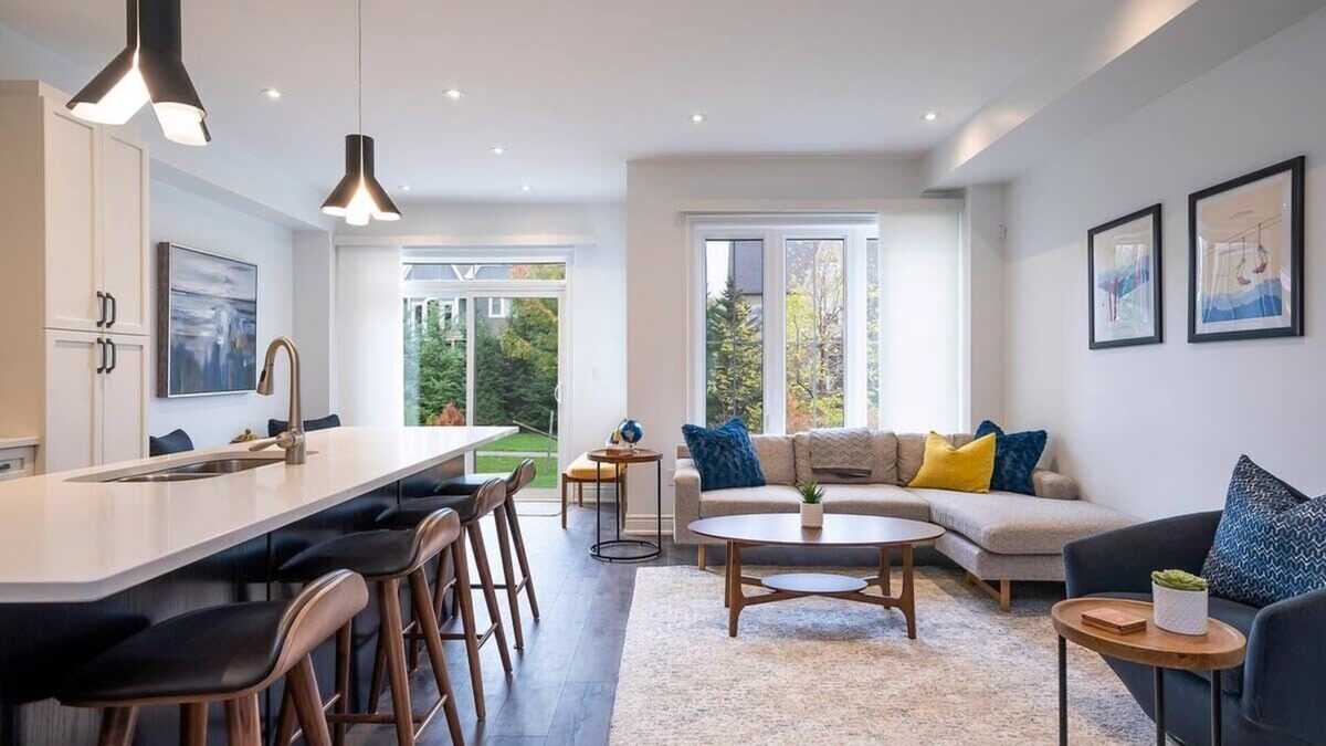 The Blue Mountains House | Blue Mountain Townhome: Patio, Shuttle, Trails!