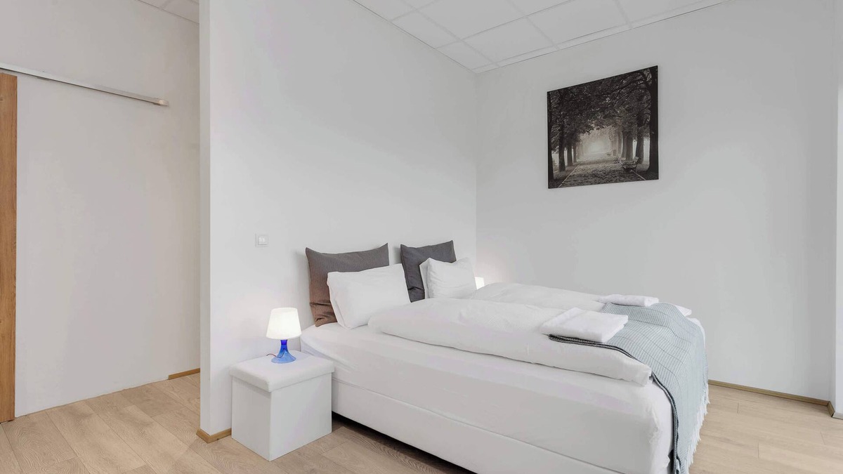 Kopavogur Apartment | Blue Mountain Apartments - Family Studio