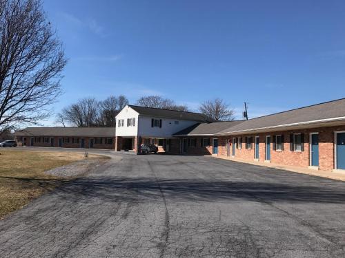 Marietta Hotel | Blue Note Motor Inn