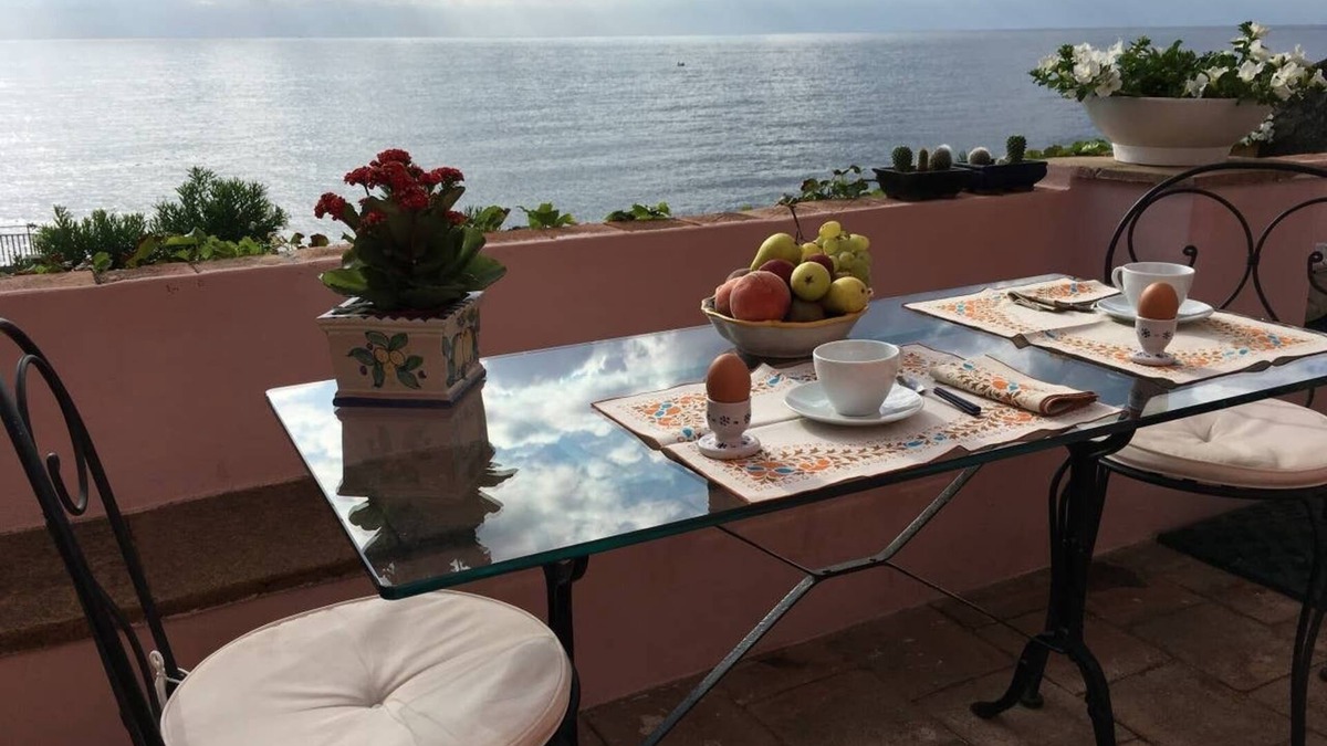 Santa Tecla Villa | BLUE SANTA TECLA Ancient residence overlooking the Ionian sea