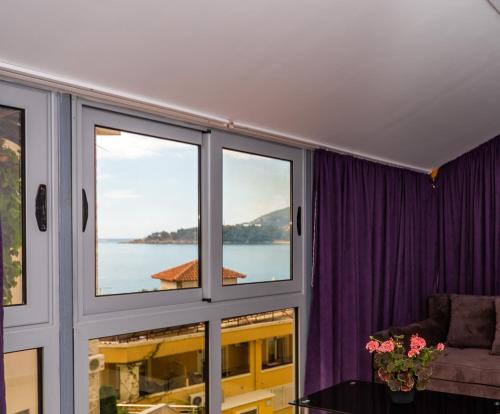 Rafajlovici Apartment | Blue sea apartments by ArniCare