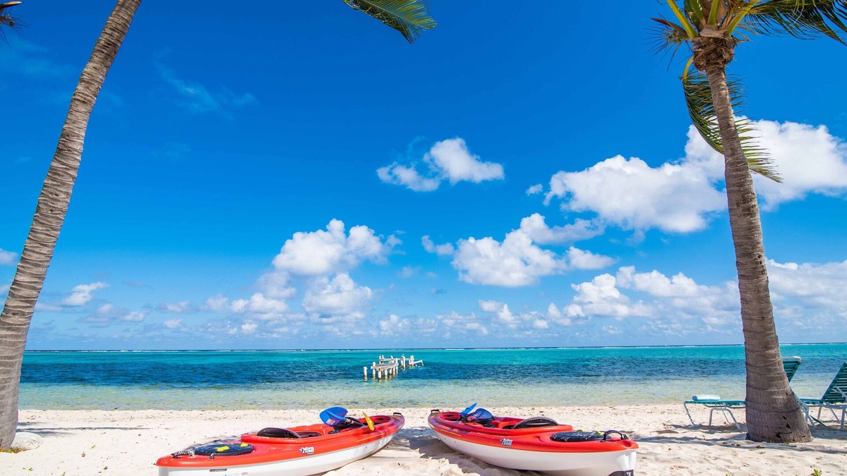 Gun Bay Apartment | Blue Sea Hideaway - POOL CONSTRUCTION IS COMPLETE !
