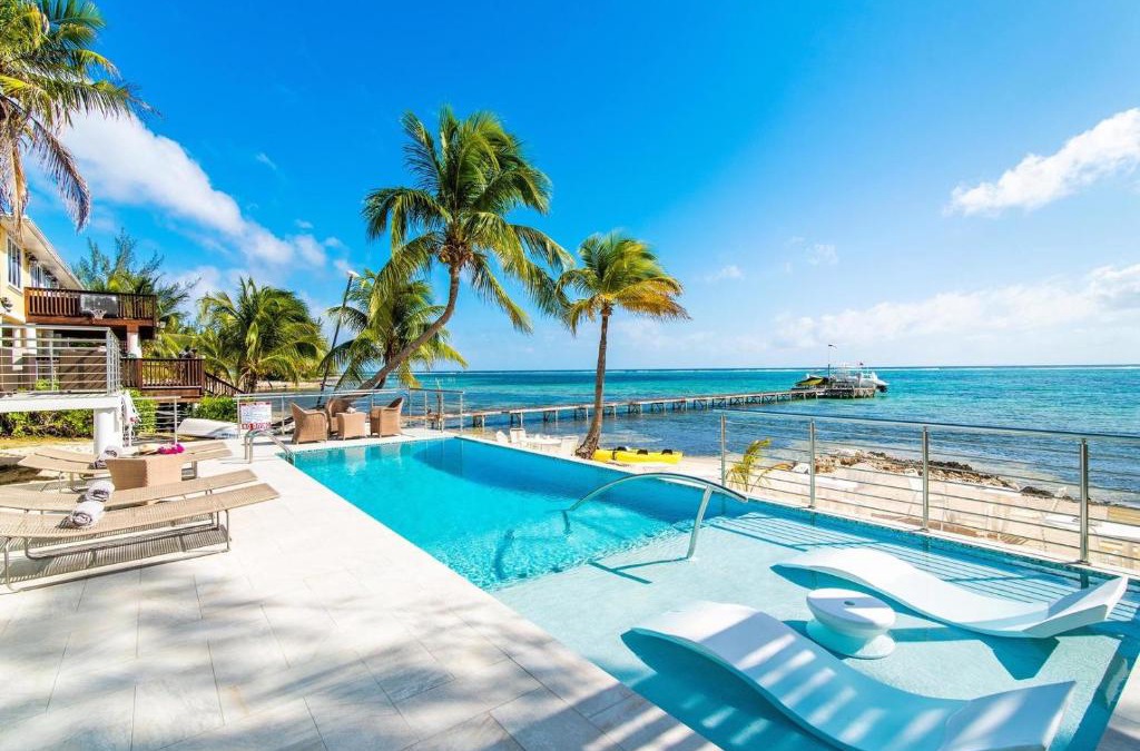 East End House | Blue Serenity by Grand Cayman Villas & Condos
