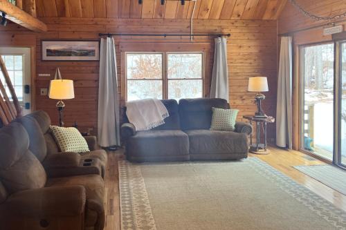 Meredith House | Blue Skies Over Old Barn Road