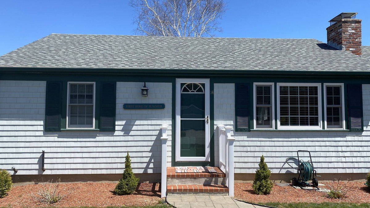 East Falmouth House | Blue Water Shores Neighborhood walking distance to private inlet