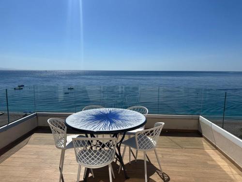 Letojanni Apartment | Blue Wave