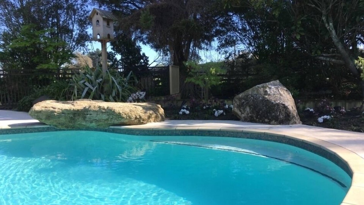 Longlands Cottage | Bluebell Lodge - Two Bedroom/Two Ensuite Cottage