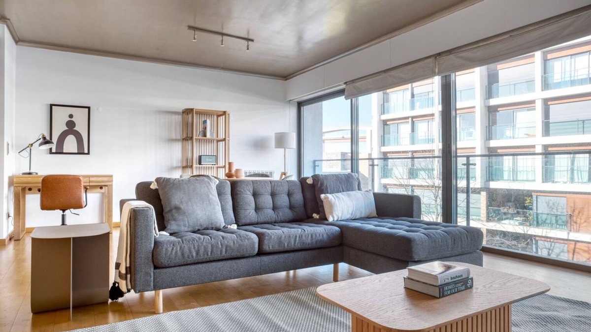 Alcantara Apartment | Blueground | Alcântara, fully furnished