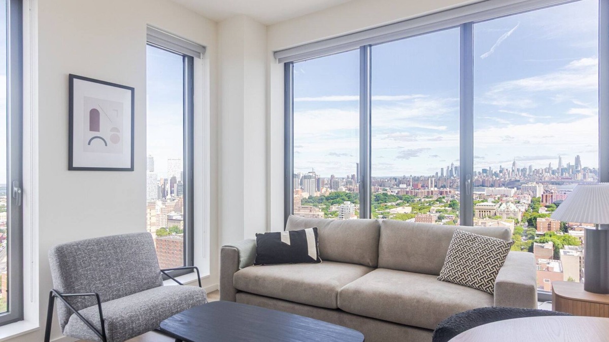 Clinton Hill Apartment | Blueground | Clinton Hill, pool, nr Prospect Park