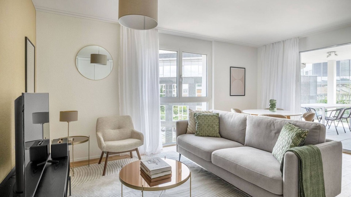 Kloten Apartment | Blueground | Kloten, private w/d, 5 min to market