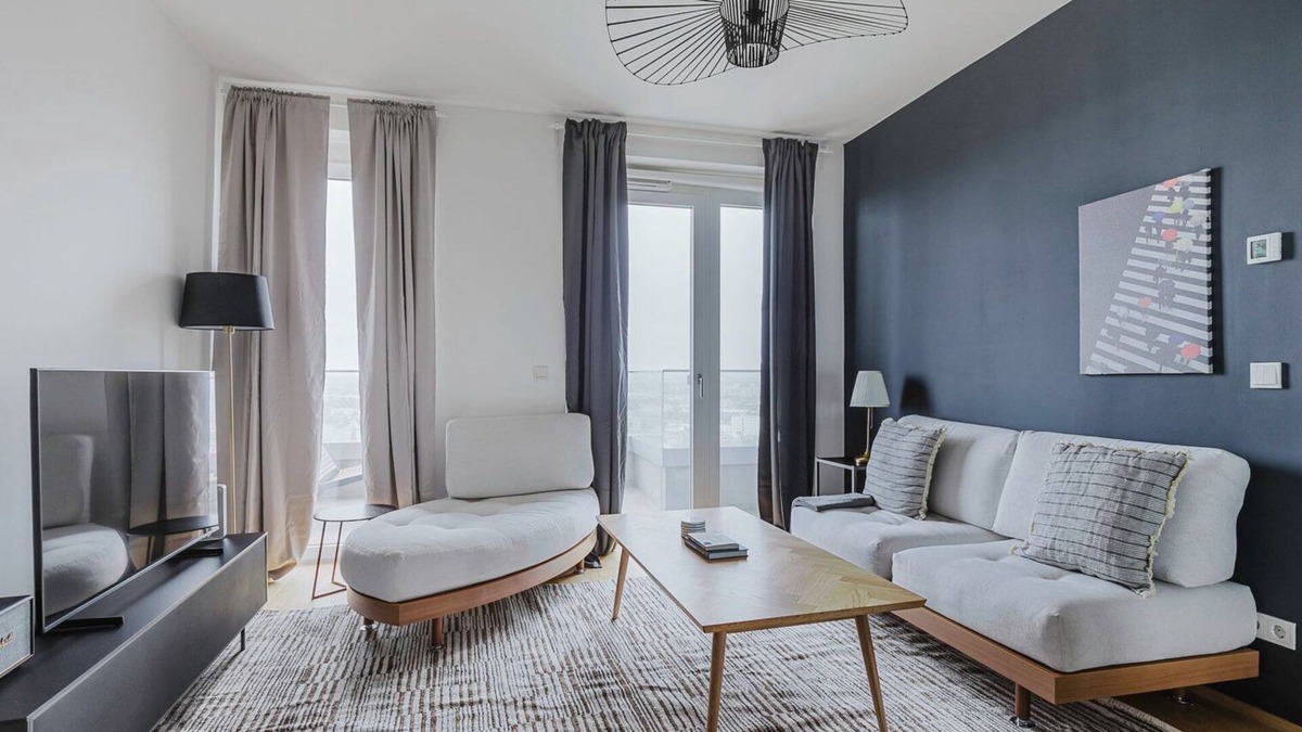 Erdberg Apartment | Blueground | Landstraße, pool, gym, sauna & a/c