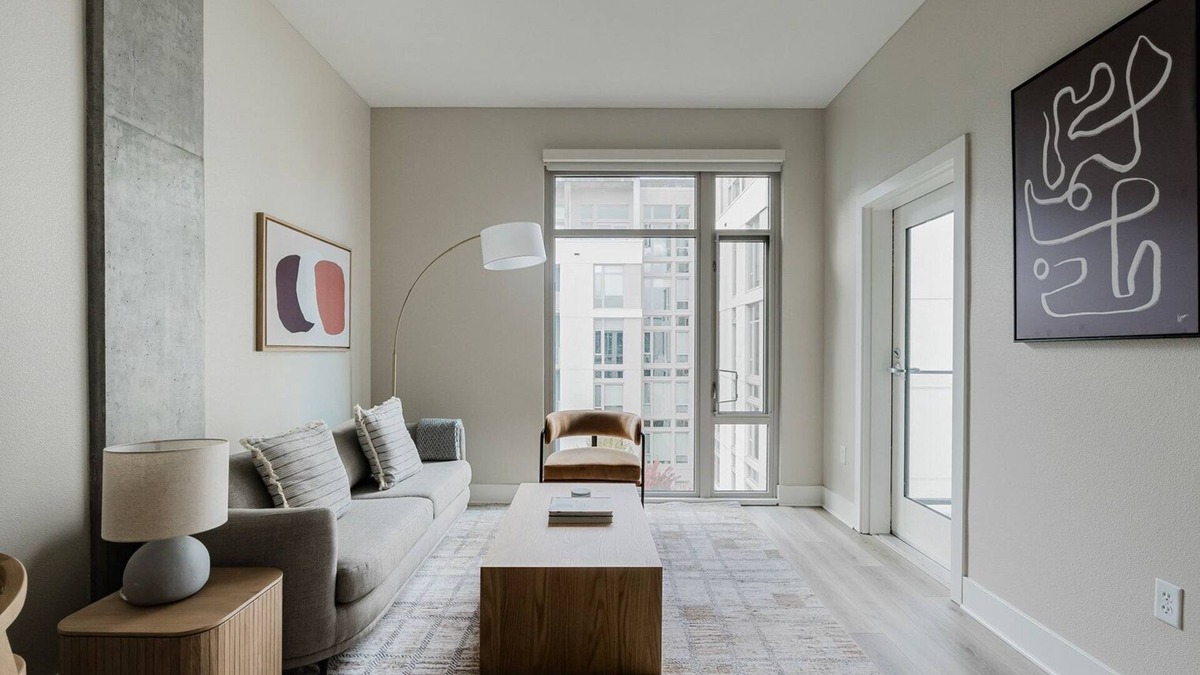 Mission Bay Apartment | Blueground | Mission Bay, pool & w/d, nr museum