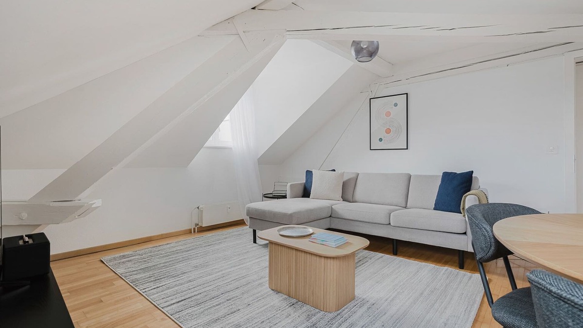 Oberstrass Apartment | Blueground | Oberstrass, rooftop, kitchen