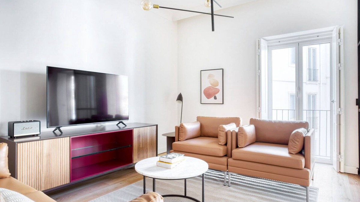 Sao Jorge de Arroios Apartment | Blueground | Saldanha, move-in-ready