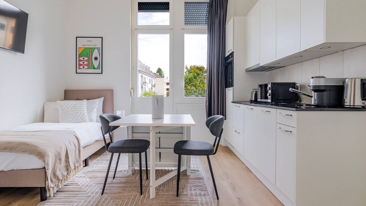 Seebach Apartment | Blueground | Seebach, view, nr Uetliberg