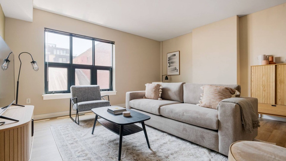 Shaw Apartment | Blueground | Shaw, view, nr National Mall