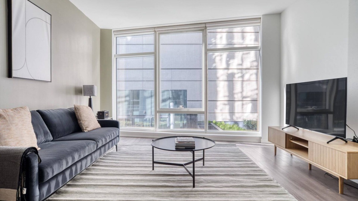 Downtown San Francisco Apartment | Blueground | SoMa, pool, nr Civic Center