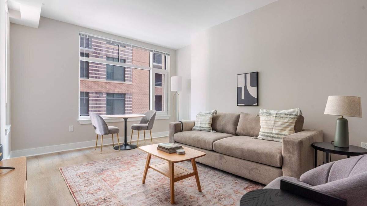 Woodmont Triangle Apartment | Blueground | Woodmont Triangle, pool, nr Cabin John Park