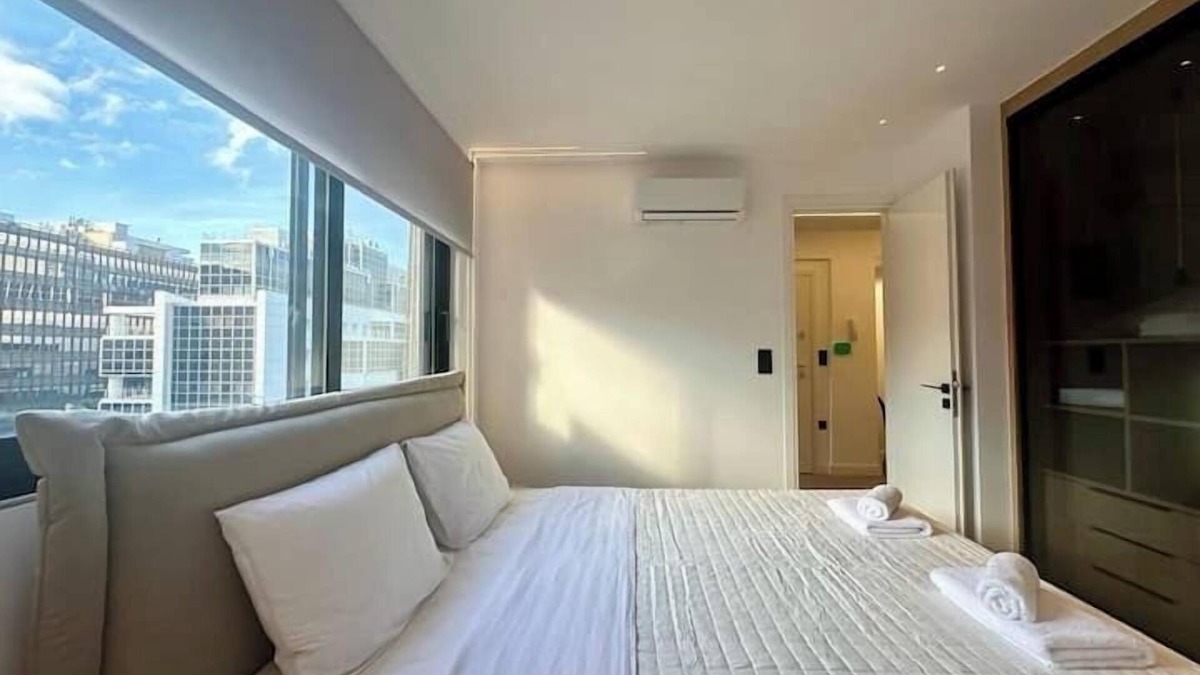 Piraeus Apartment | BlueMotion - CruiseHub