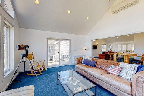 Neshobe Beach House | Blues Views